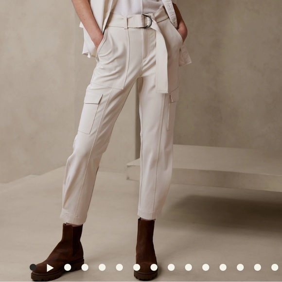 Banana Republic Slim Refined Stretch Cargo Pant - Picture 1 of 7
